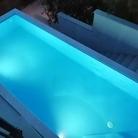With Sea View And Pool Vila