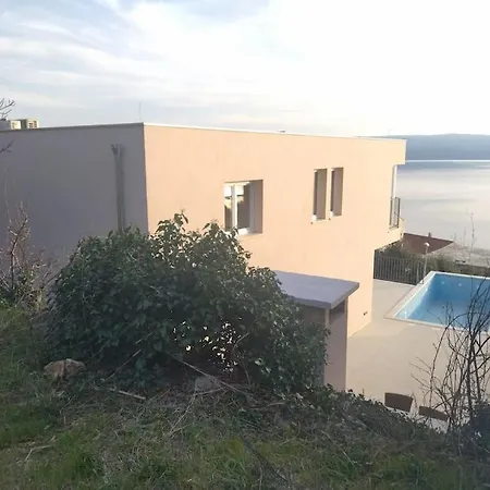 Vila With Sea View And Pool